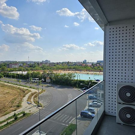 Lagoon Park Apartments With Beach View Бухарест Экстерьер фото