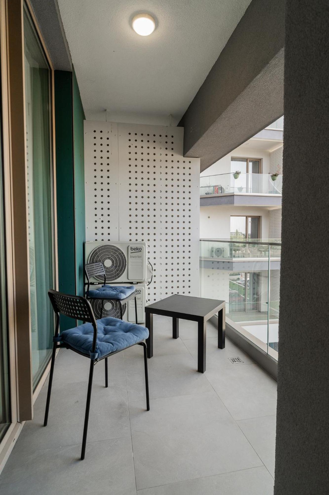 Lagoon Park Apartments With Beach View Бухарест Экстерьер фото