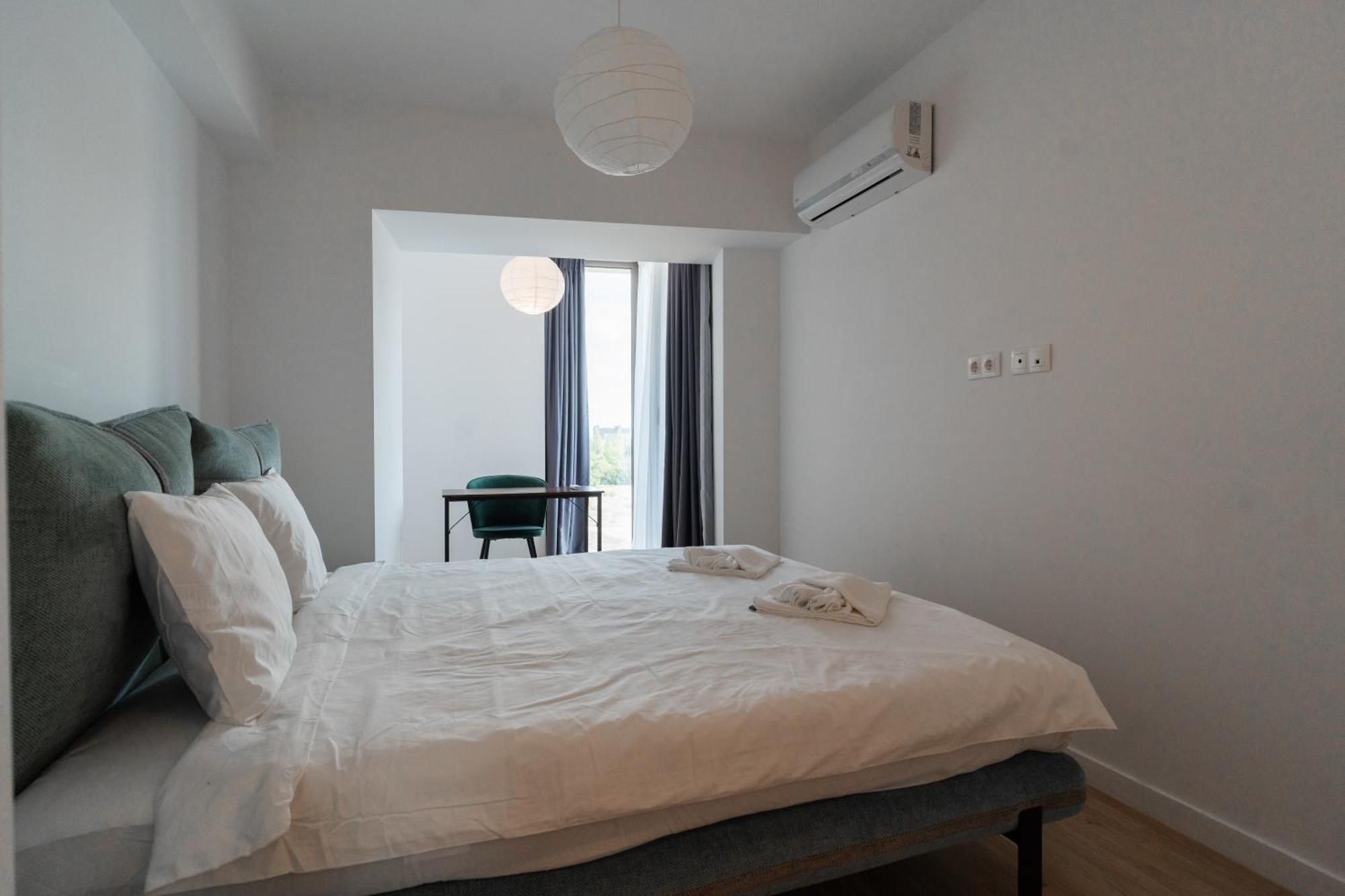 Lagoon Park Apartments With Beach View Бухарест Экстерьер фото
